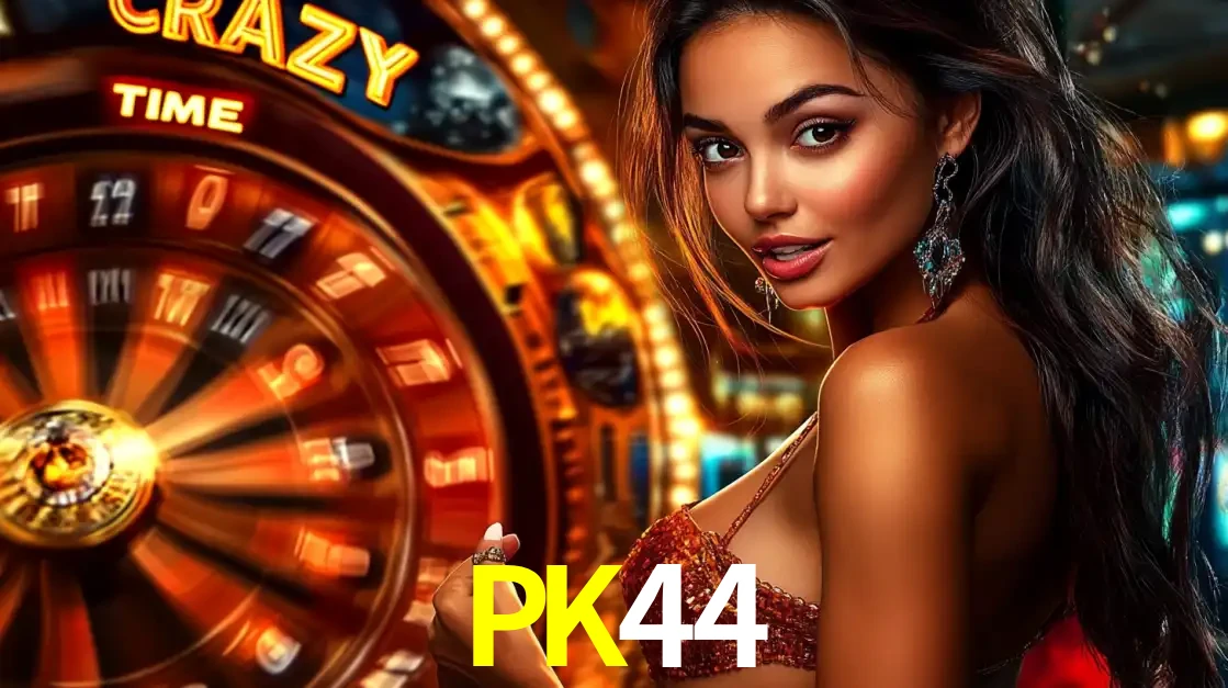Mulher ao lado da roda de prêmios do jogo de cassino ao vivo Crazy Time, um dos shows de jogos mais emocionantes oferecidos pela plataforma de apostas PK44.
